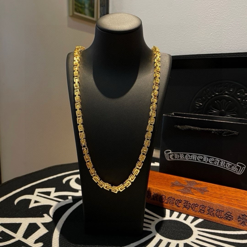 Ch*0me He**ts necklaces